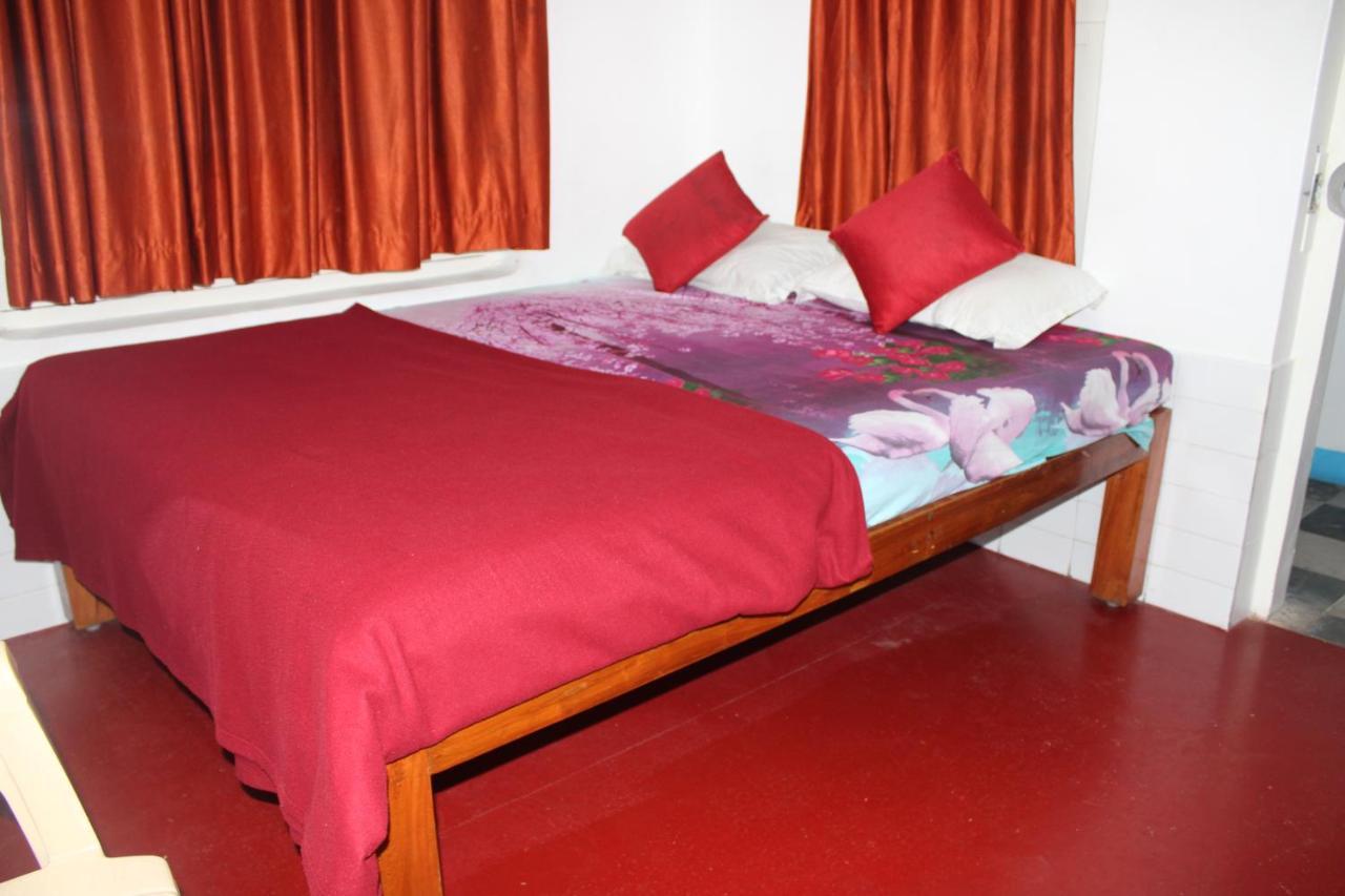 Balaji Guest House Pondicherry Exterior photo
