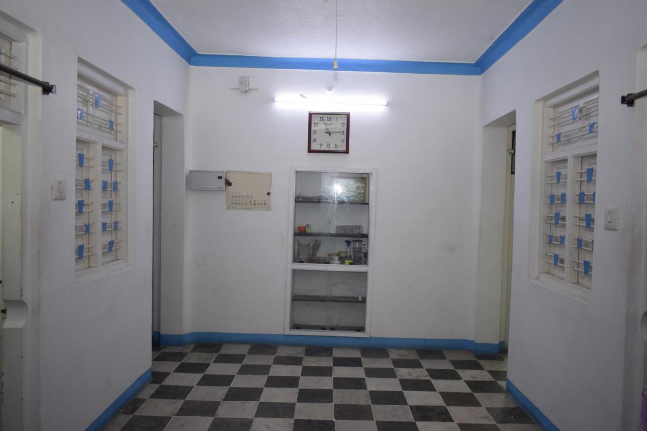 Balaji Guest House Pondicherry Exterior photo