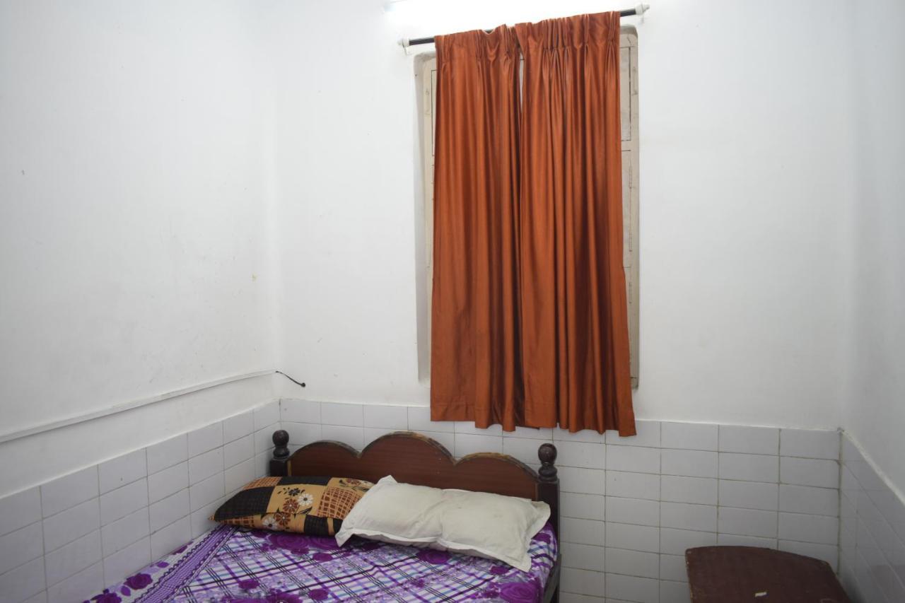Balaji Guest House Pondicherry Exterior photo